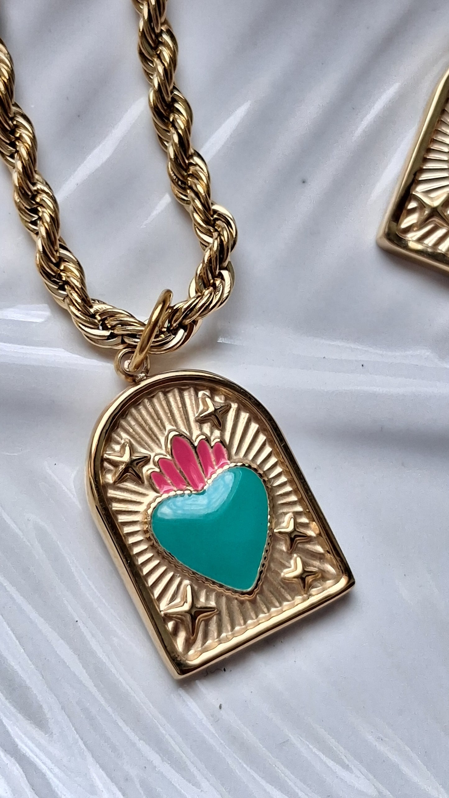 Collana Felicity
