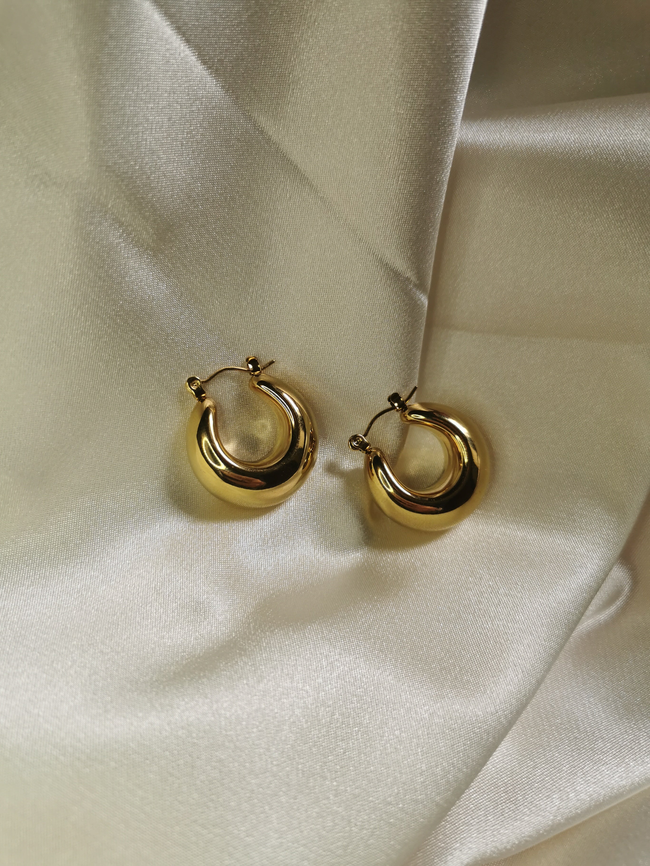 ORECCHINI CERCHIO BOMBATI PICCOLI