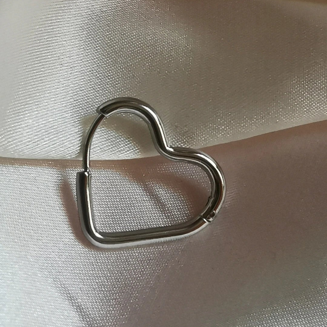 ORECCHINI CUORI VUOTI