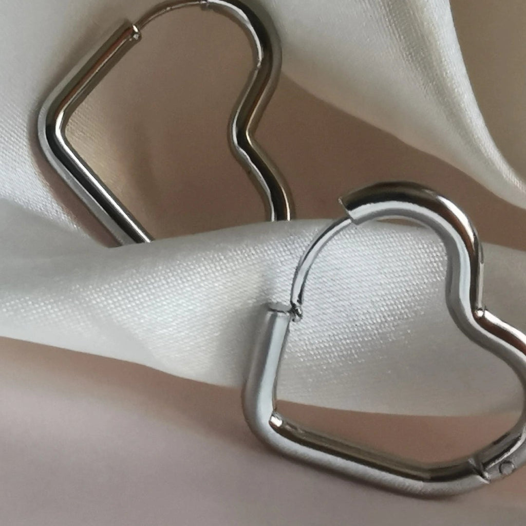 ORECCHINI CUORI VUOTI