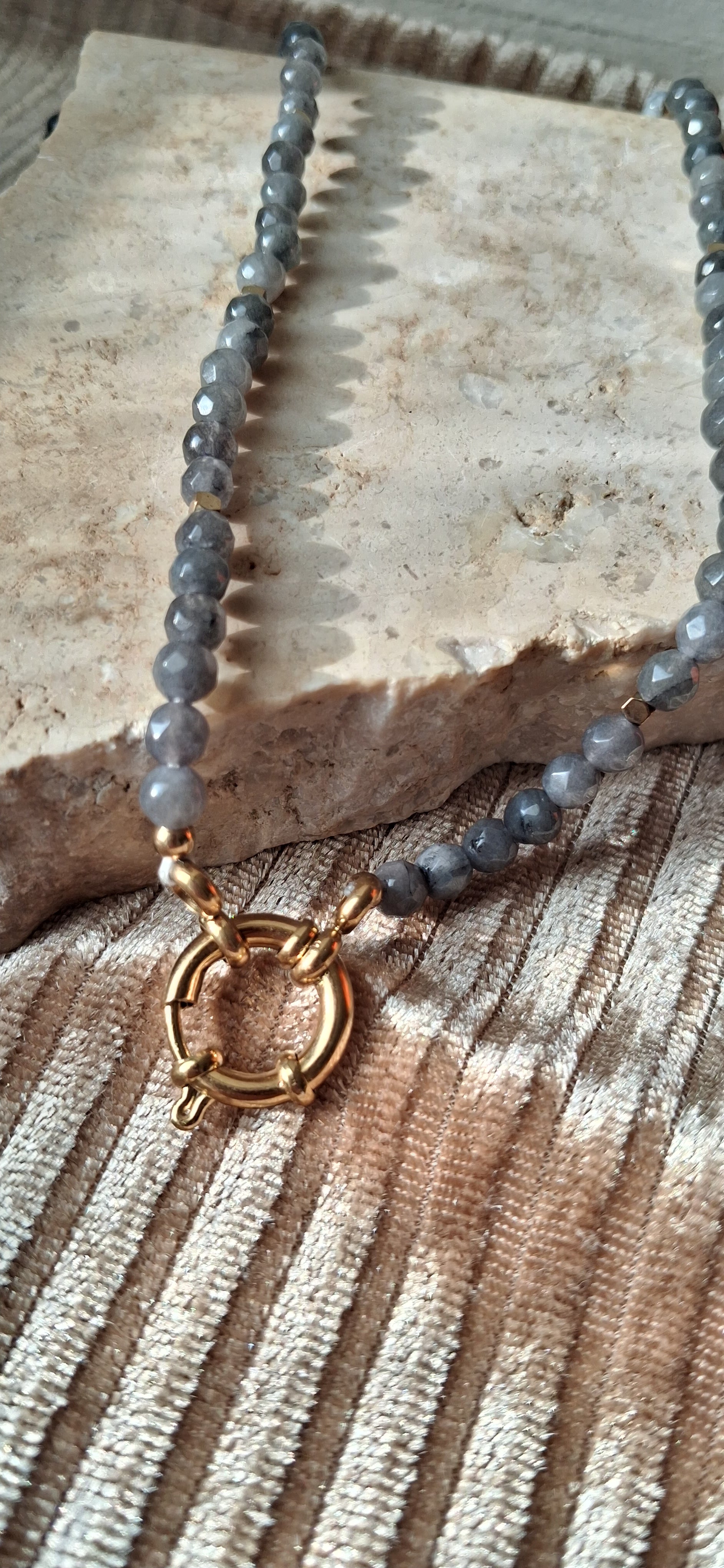 COLLANA Pietre Grigia